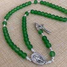 Load image into Gallery viewer, Spring Green Rosary