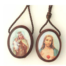 Load image into Gallery viewer, Oval Wooden Scapular